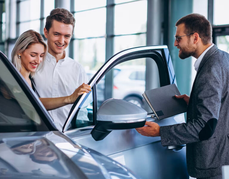 Car Insurance agent talking to client